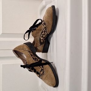 BeautiFeel lace up oxford wingtips - tan suede leopard - 7 (37)